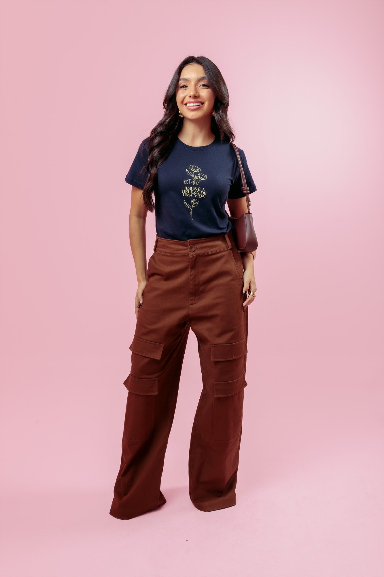 T-Shirt - Jesus é a beleza de uma vida - Azul Marinho