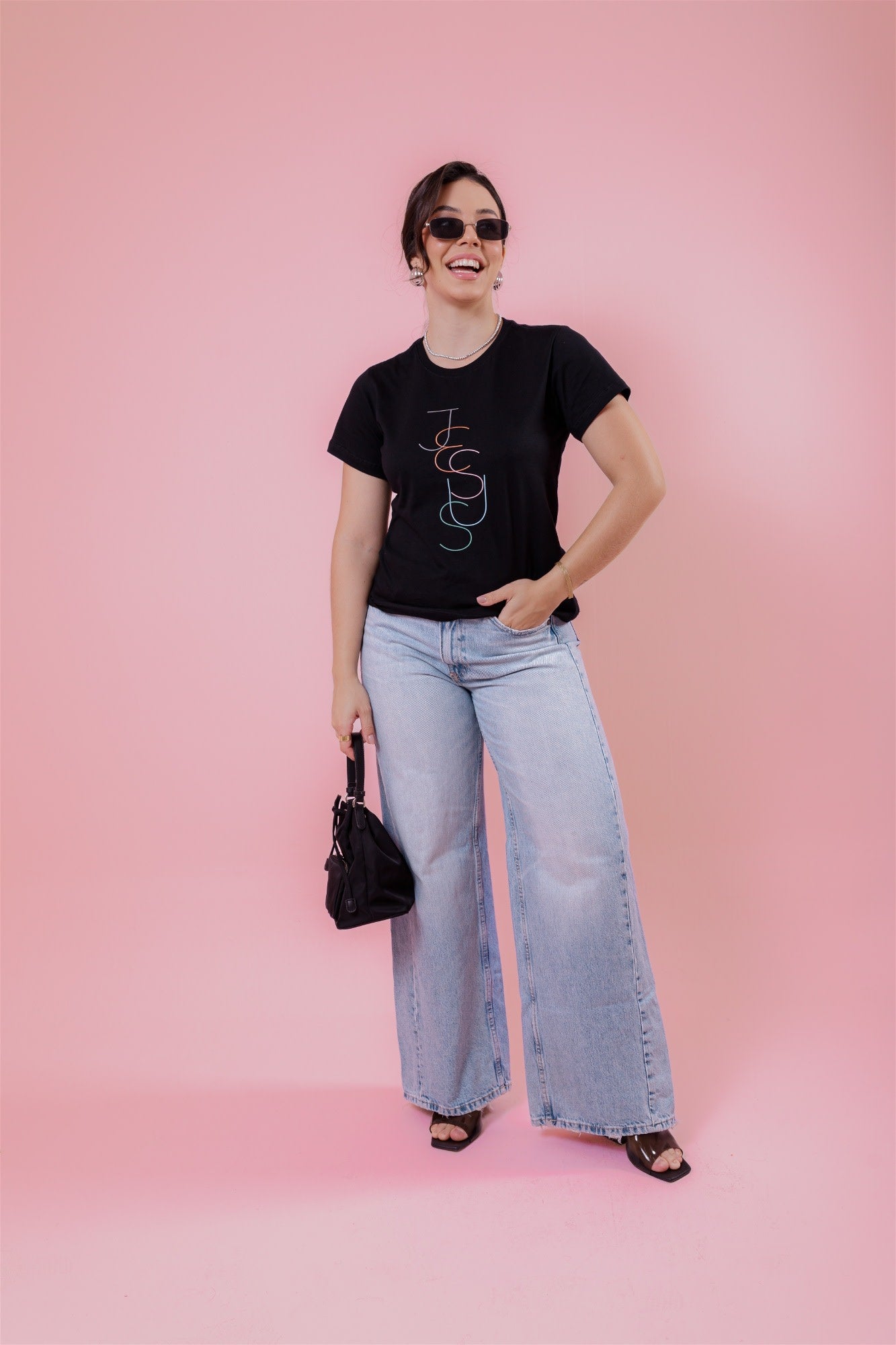T-Shirt - Jesus Color - Preto