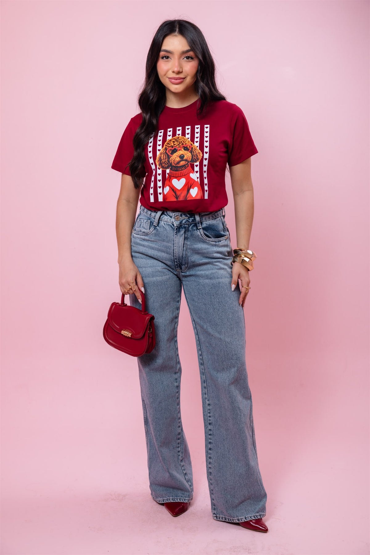 T-Shirt - Poodle Óculos de Coração - Marsala