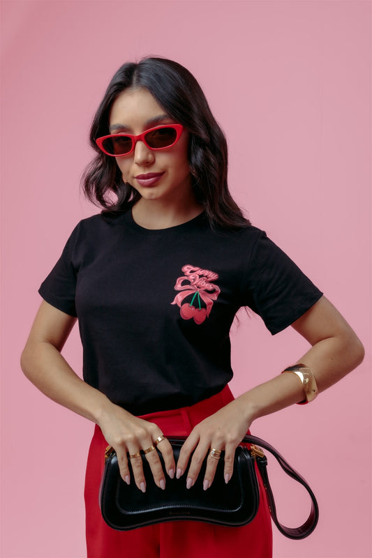 T-Shirt - Cherry Vibes - Preto