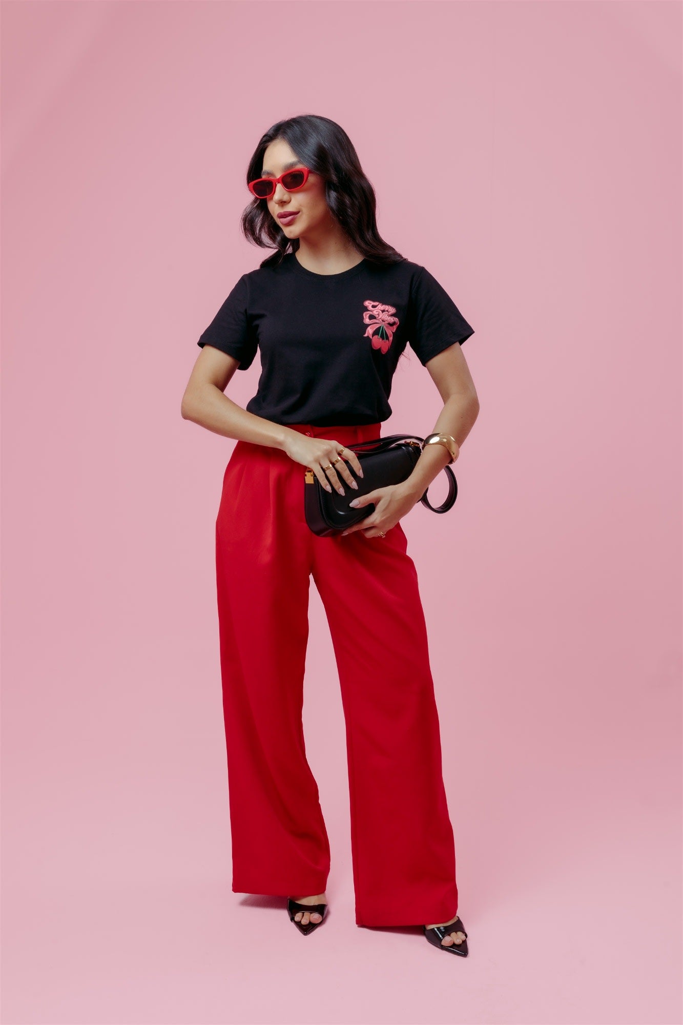 T-Shirt - Cherry Vibes - Preto