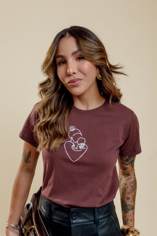 T-Shirt - Mãe e Filho (Alto Relevo) - Marrom
