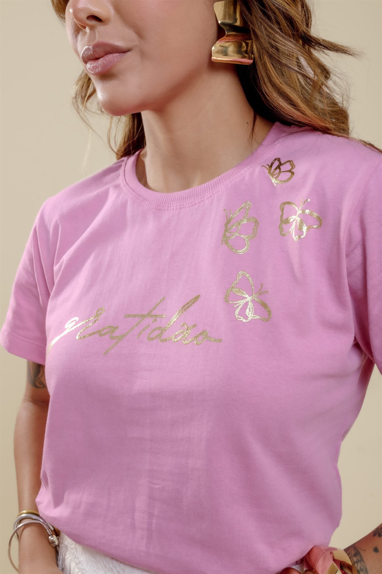 T-Shirt - Gratidão (Foil) - Rosa Chiclete