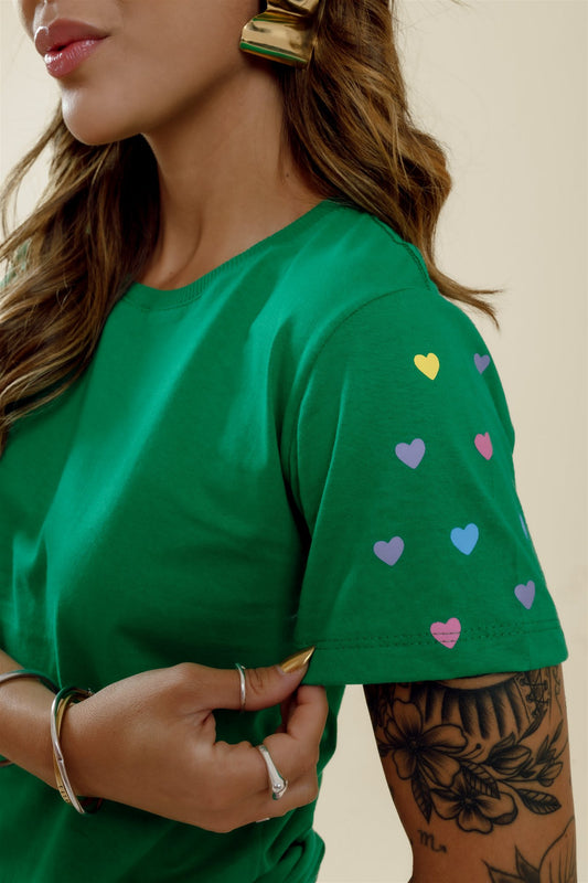 T-Shirt - Corações na manga - Verde Bandeira