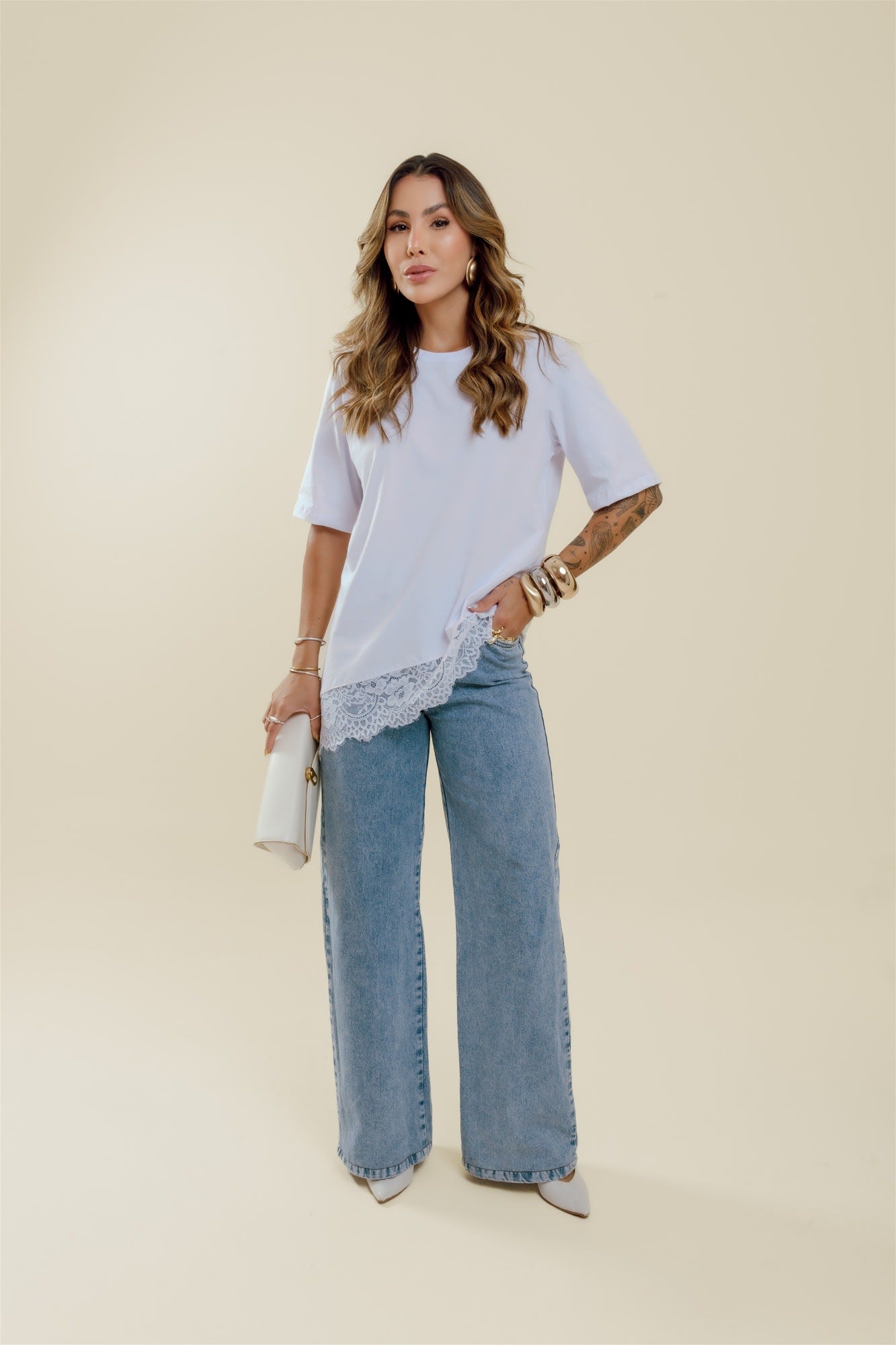 T-Shirt com Renda - Branco