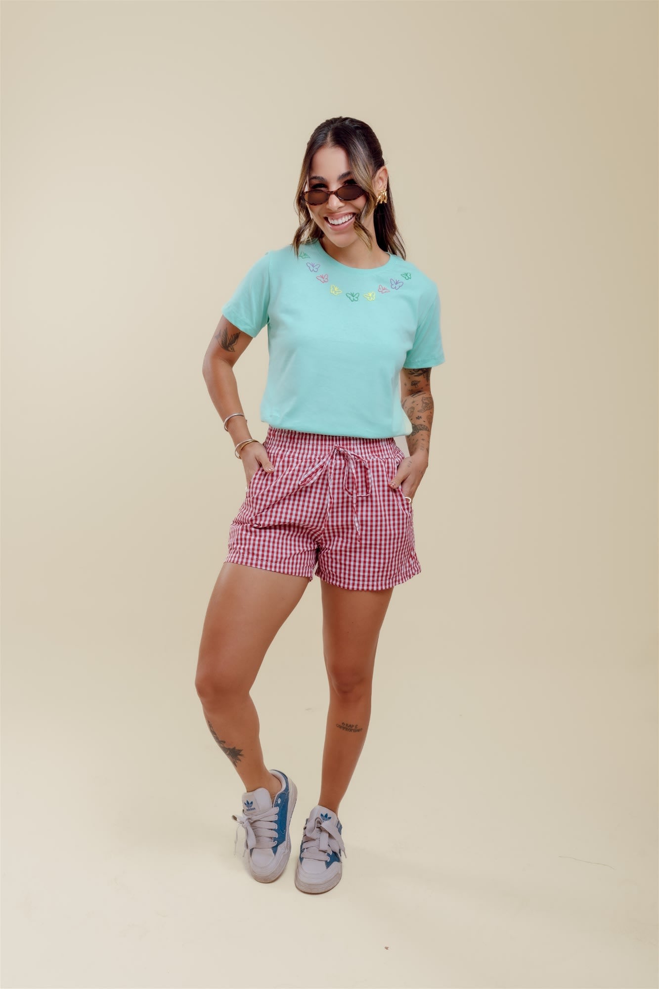 T-Shirt - Borboletas na gola - Verde Água