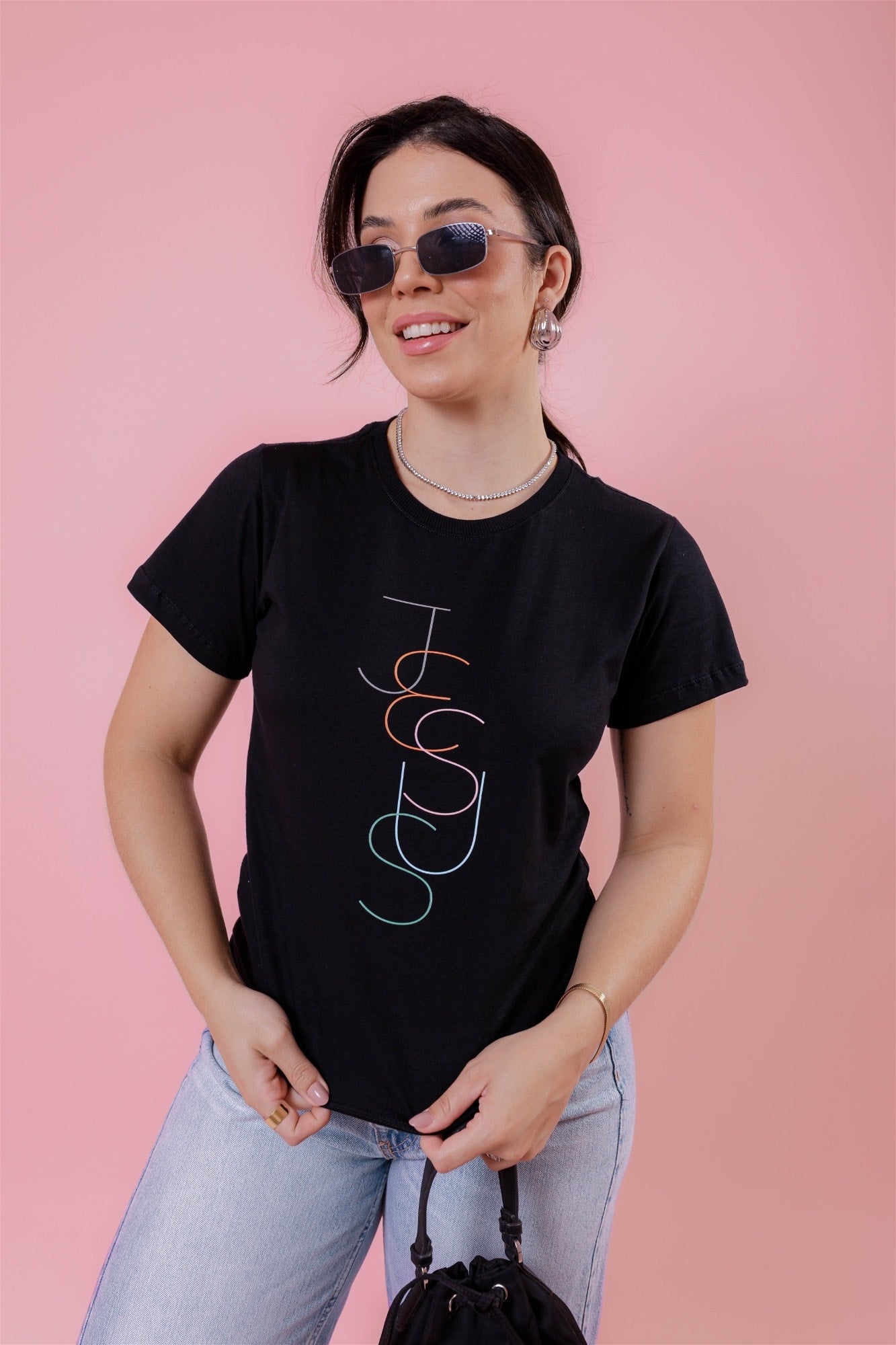 T-Shirt - Jesus Color - Preto