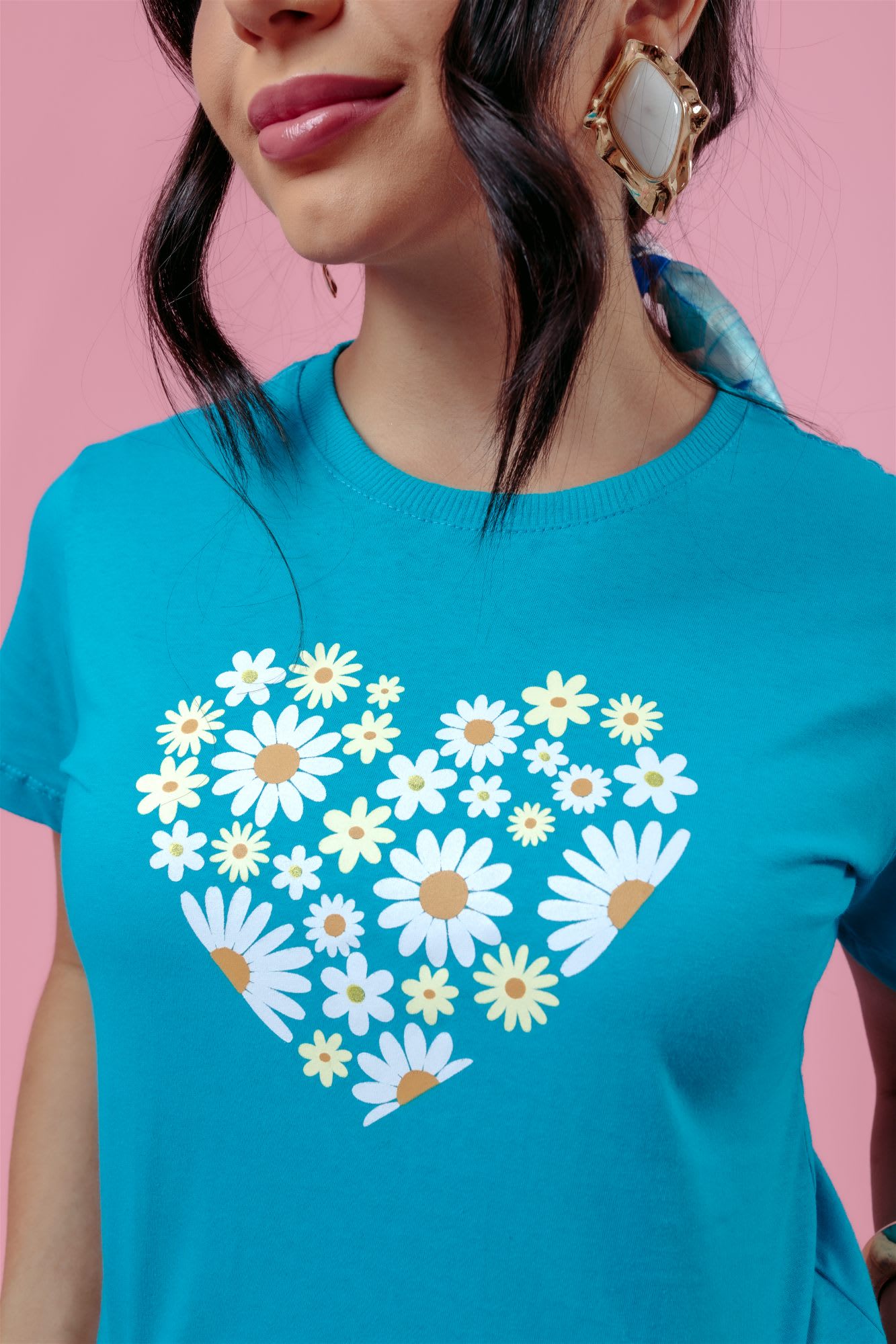 T-Shirt - Margaridas Coração - Azul Turguesa