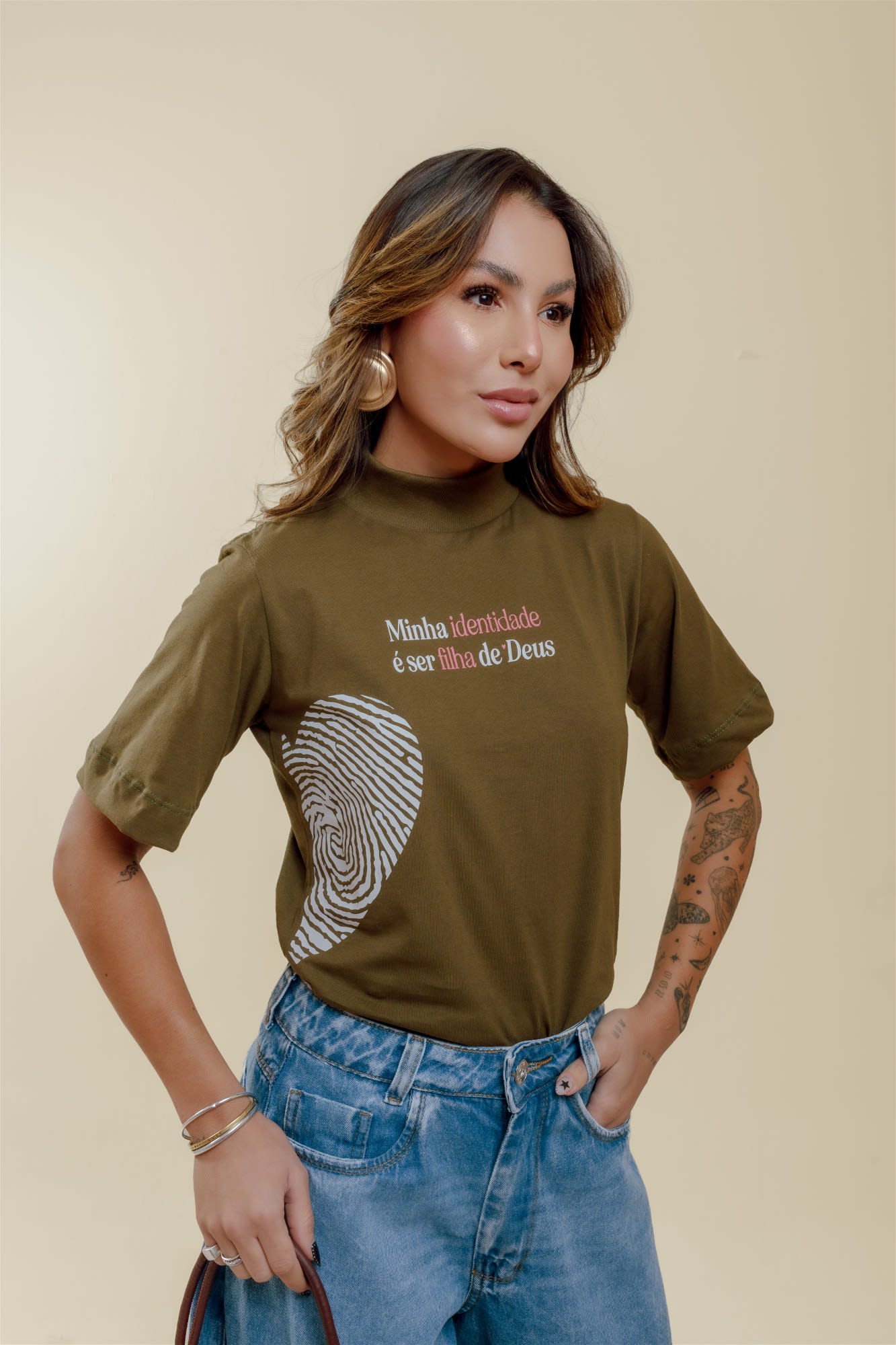Blusa Gola Alta - Minha Identidade é ser filha de Deus - Verde Musgo