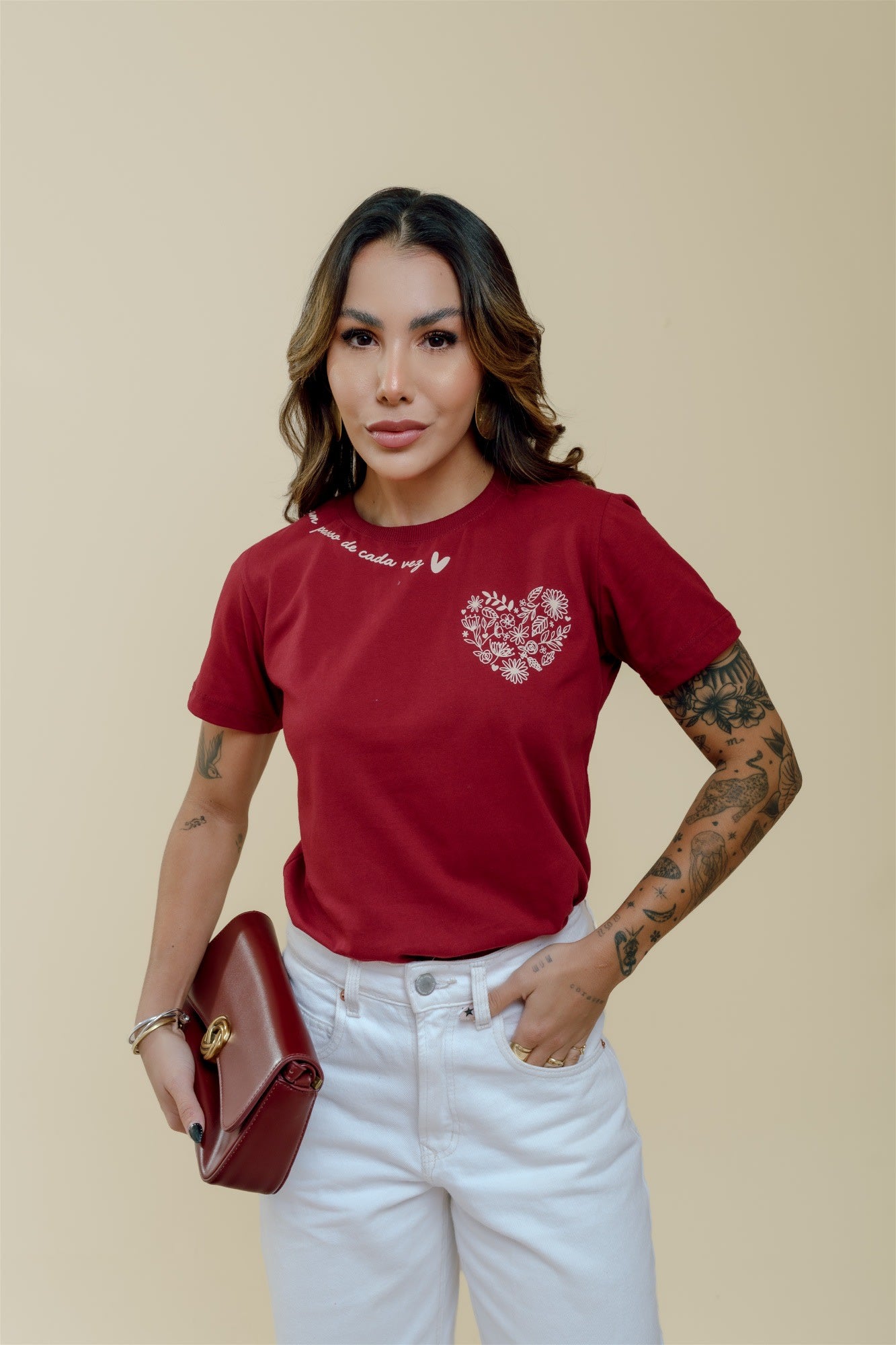 T-Shirt - Um passo de cada vez - Marsala