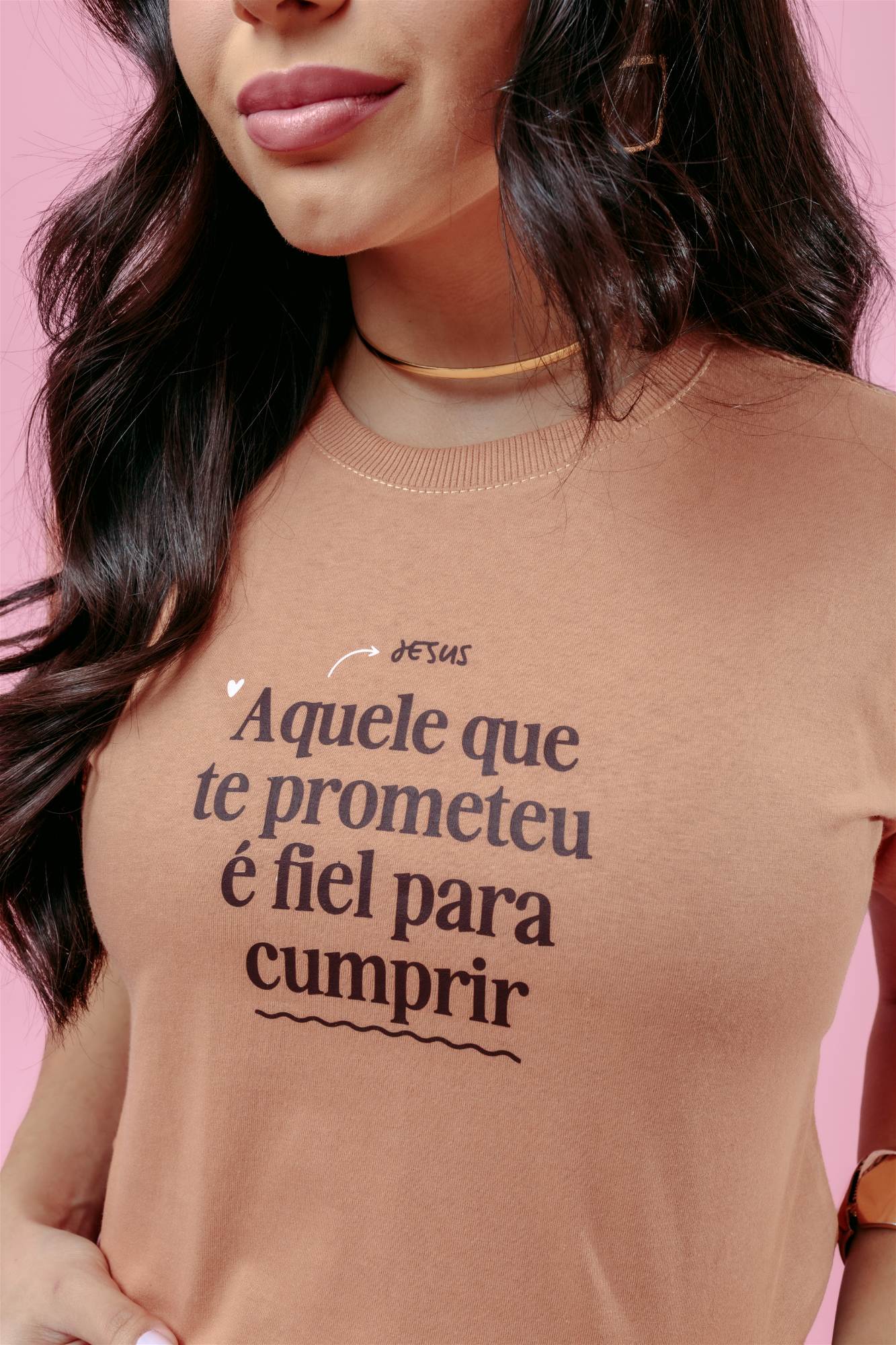T-Shirt - Aquele que te prometeu - Marrom Claro