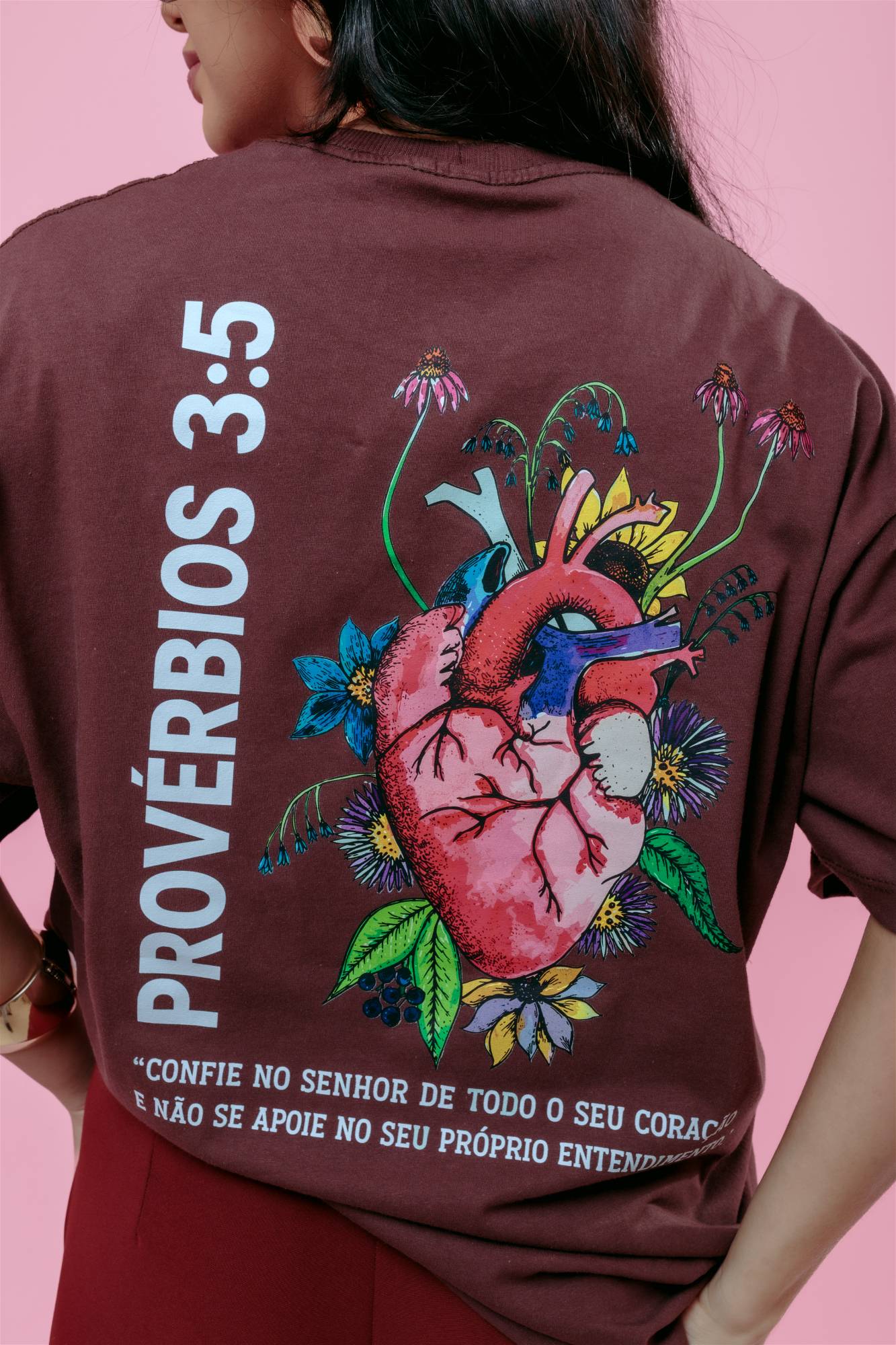 Max T-Shirt - Provérbios 3:5 - Marrom