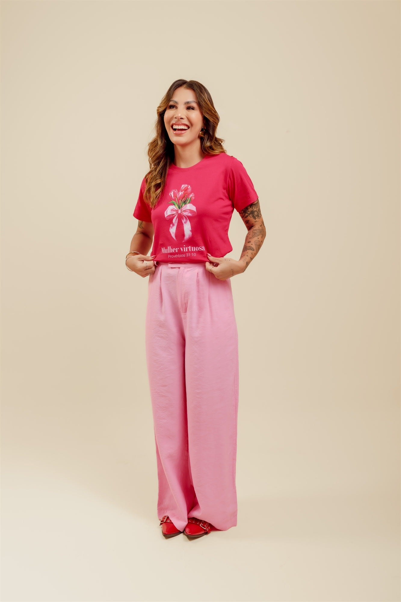 T-Shirt - Mulher Virtuosa - Rosa Pink