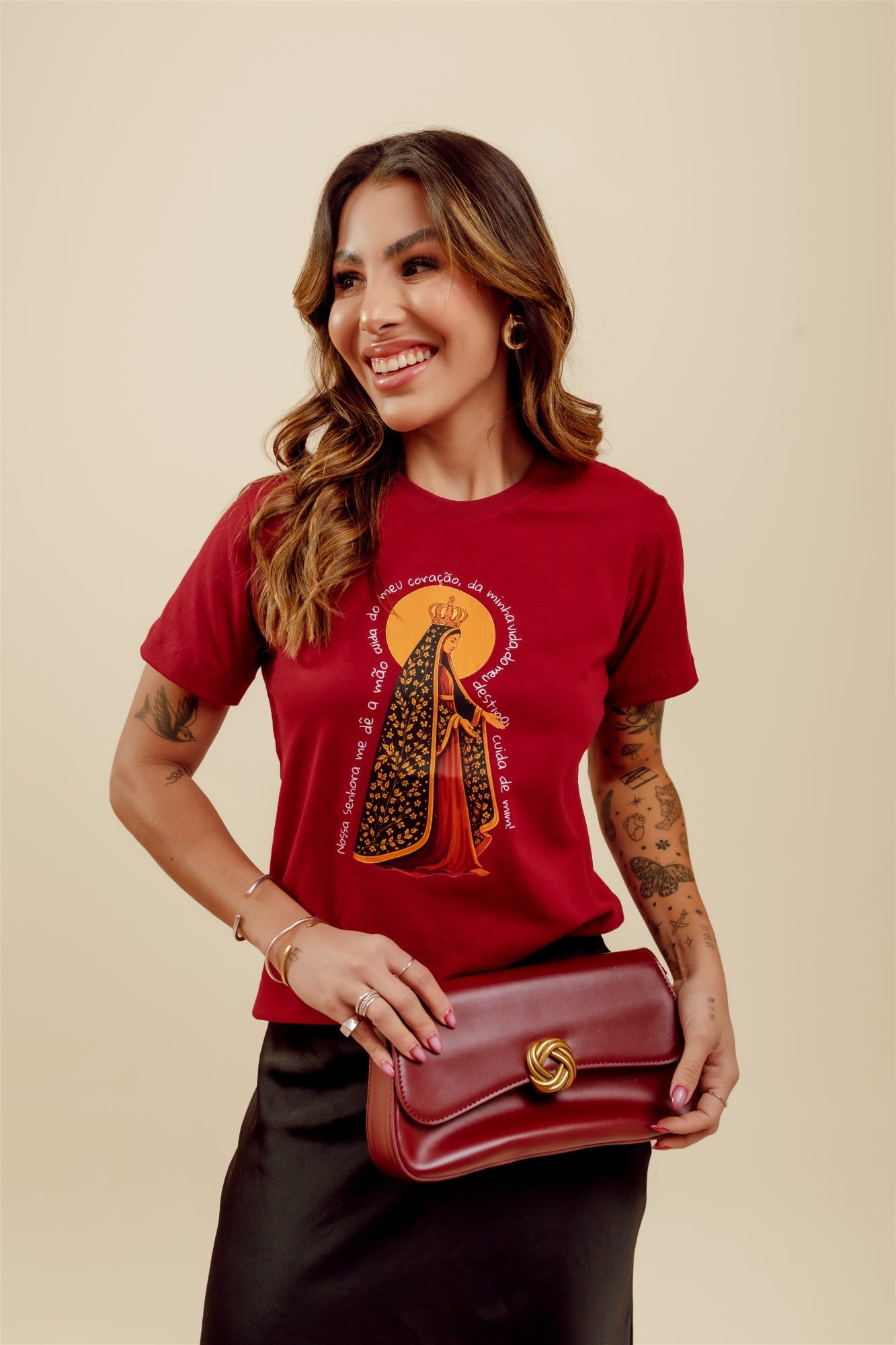 T-Shirt - Nossa senhora - Marsala