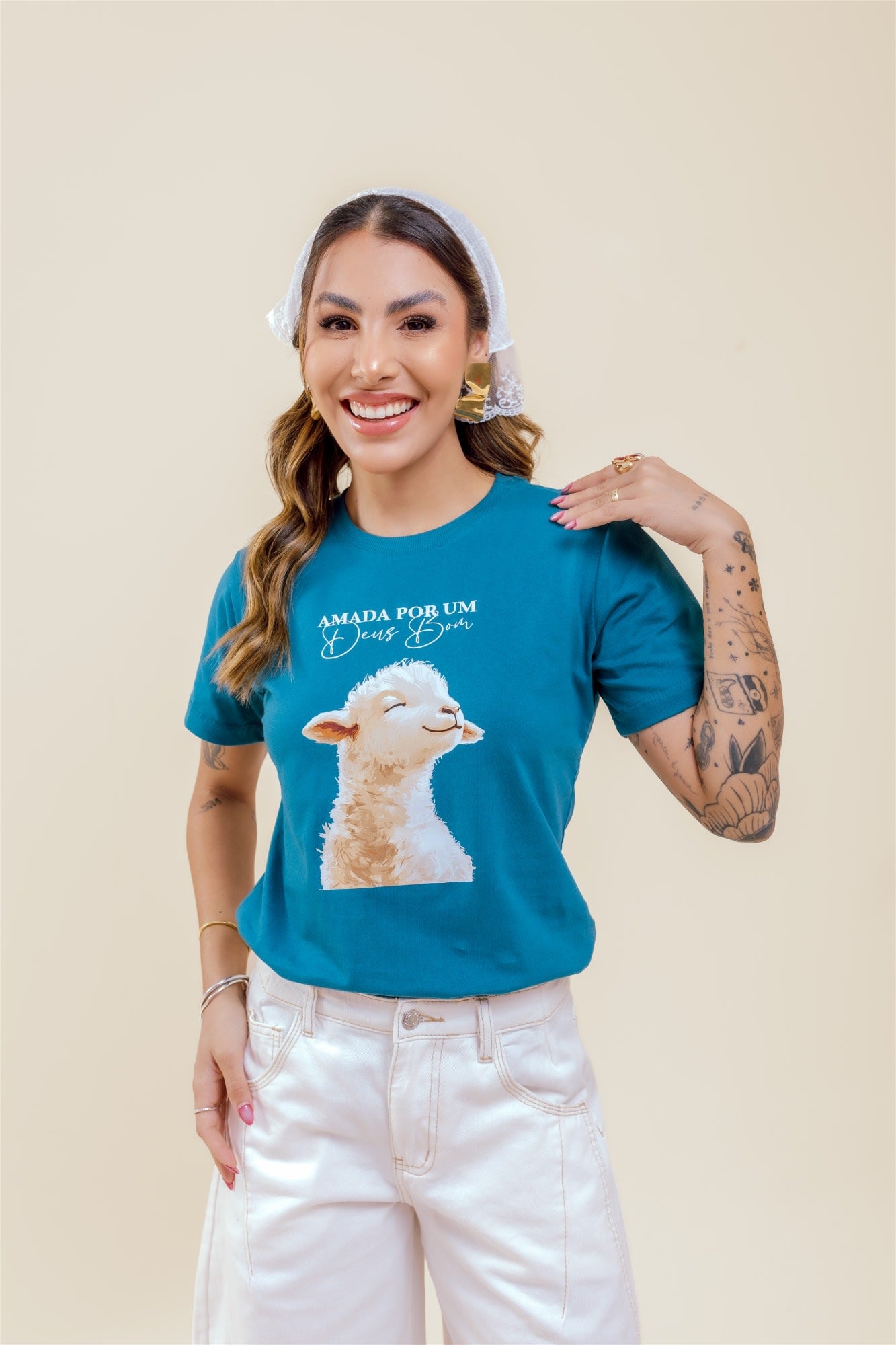 T-Shirt - Amada por um Deus bom - Azul Petróleo