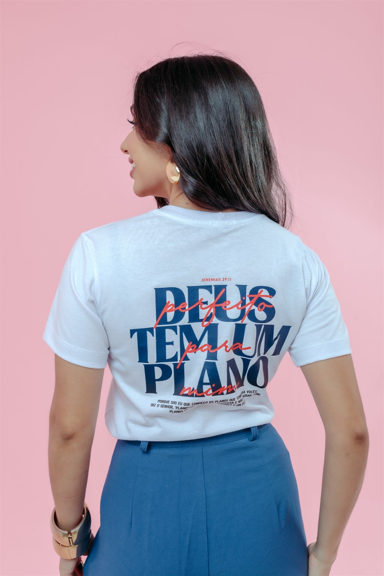 T-Shirt - Deus tem um plano - Branco