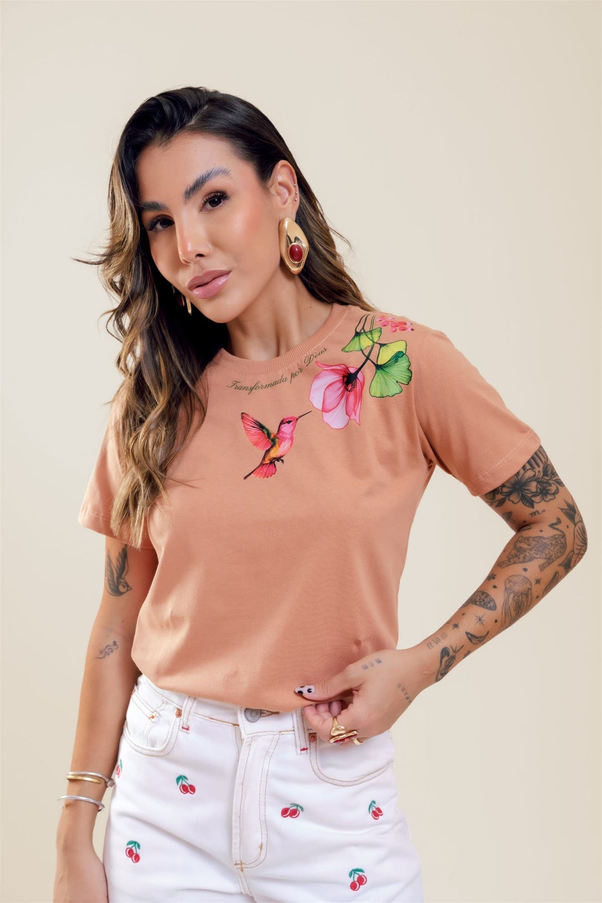 T-Shirt - Transformada por Deus - Pêssego