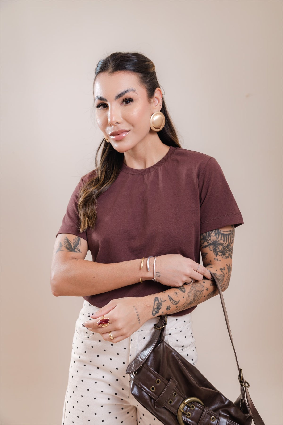 T-Shirt Básica - Marrom