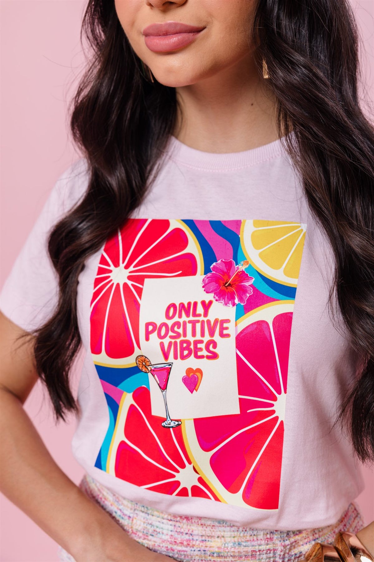 T-Shirt - Only Positive Vibes - Rosa Bebê