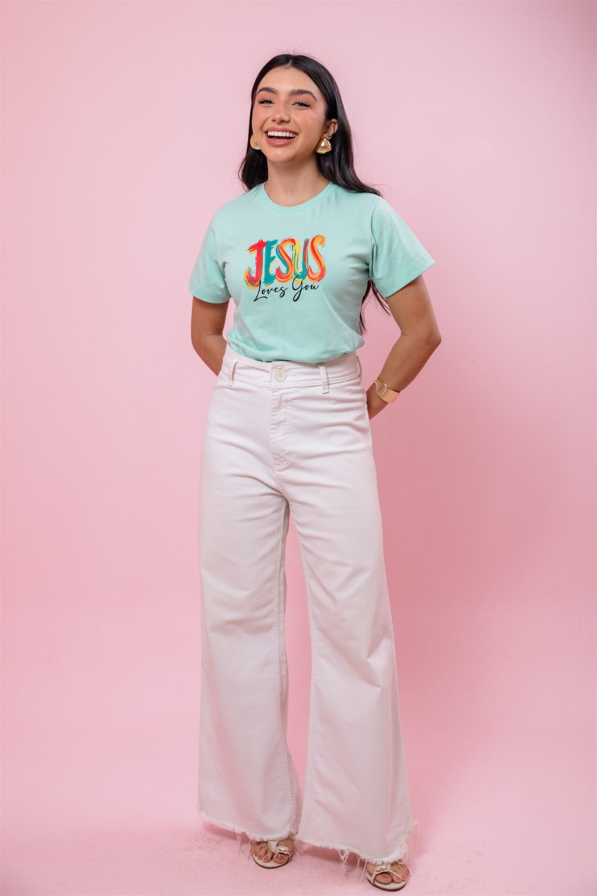 T-Shirt - Jesus loves you - Verde Bebê