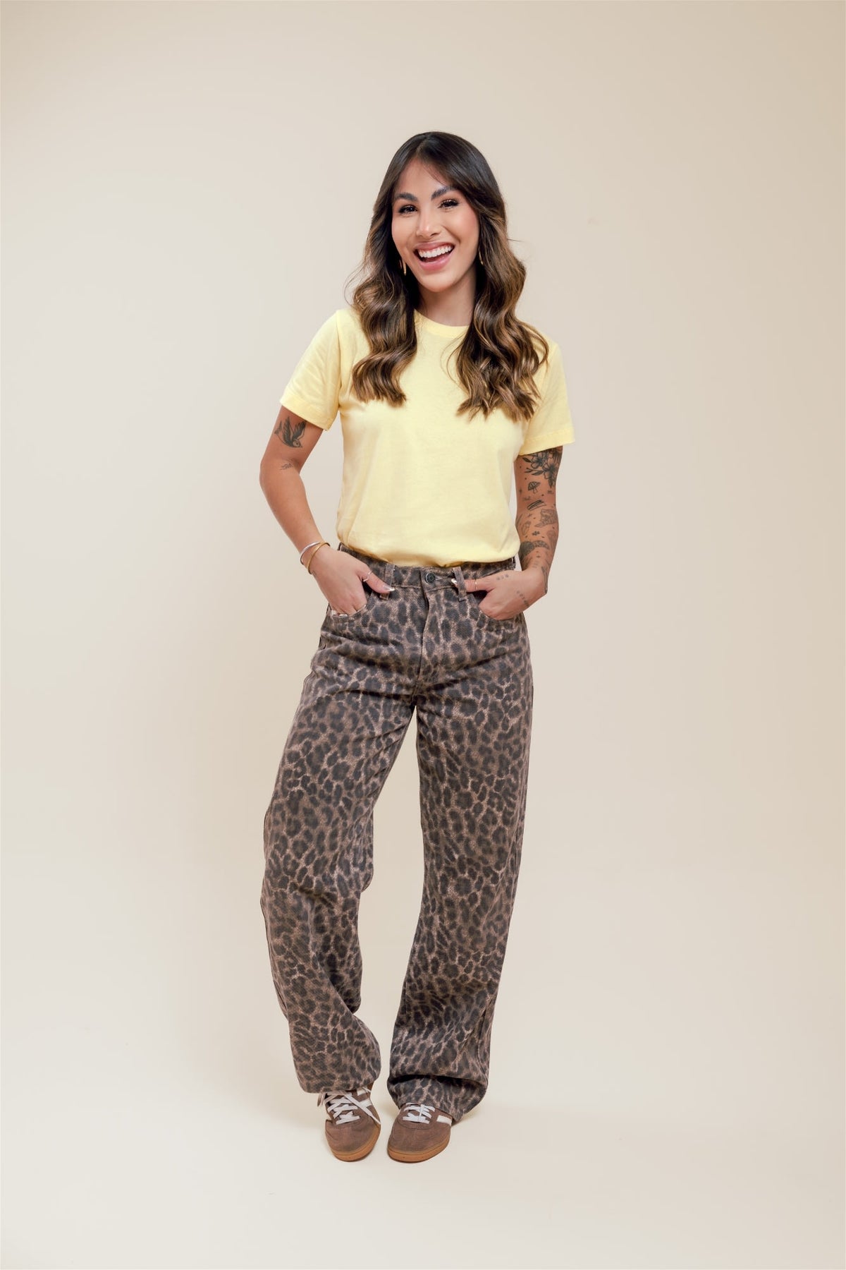 T-Shirt - Básica - Amarelo bebê