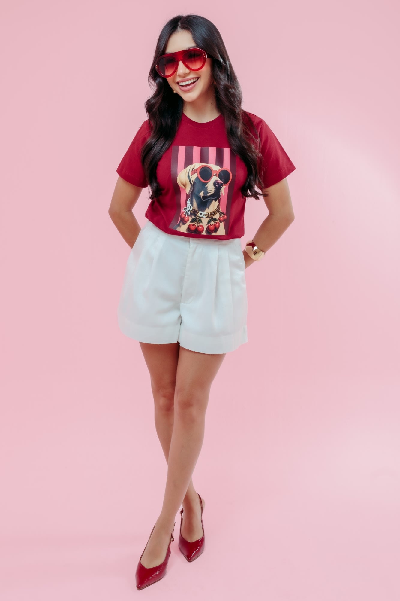T-Shirt - Cachorro de Óculos - Marsala
